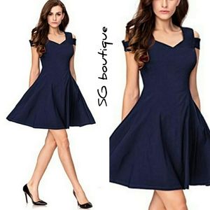 🆕⭐ Navy blue cold shoulder fit and flare dress⭐